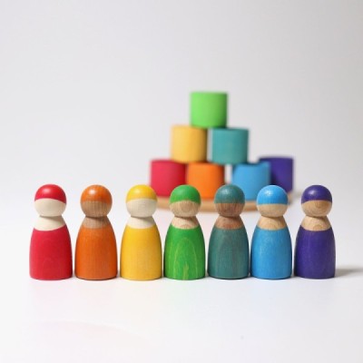 Seven friends in wooden bowls