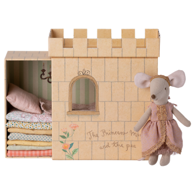 The princess and the pea, Big sister mouse The princess and the pea, Big sister mouse