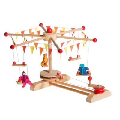 Chain carousel with 3 dolls kit