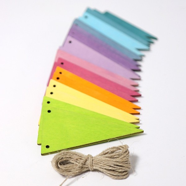 Pastel pennant chain