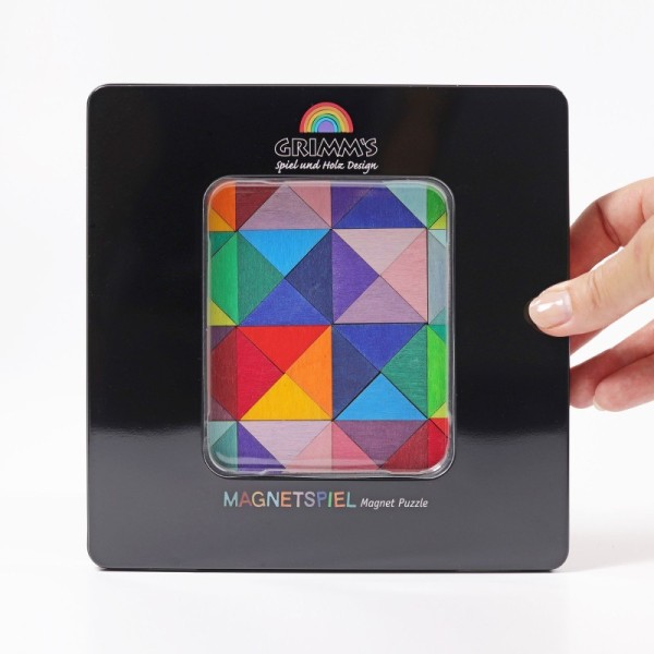 Magnetic game triangles