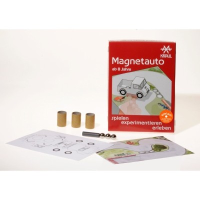 Auto magnetica da 8 anni