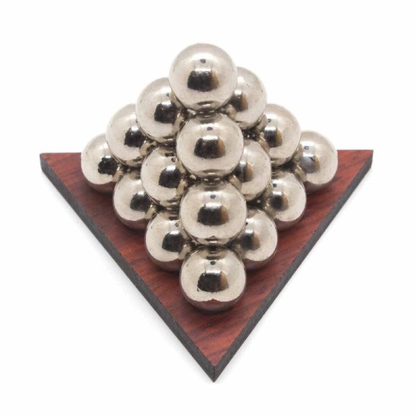 Ball pyr. 3-corner metal